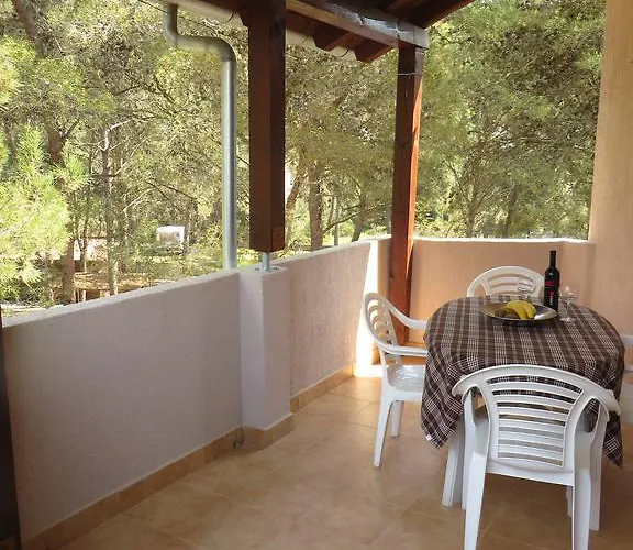 Karaba Апартаменты Пакоштане