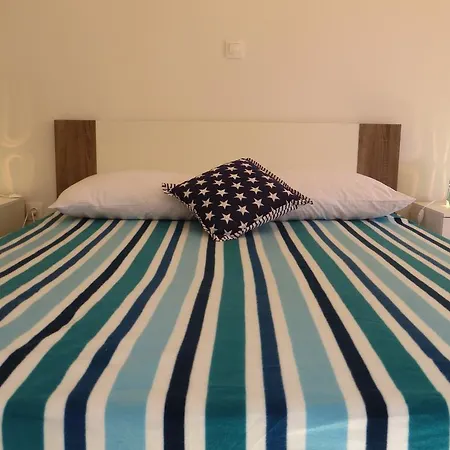 Apartment Karaba *