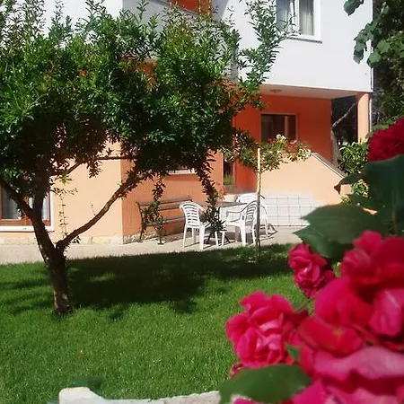 Karaba Apartment